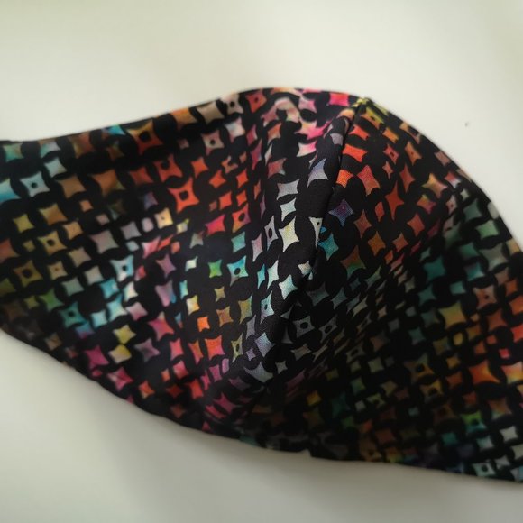 🇨🇦  Bali Batik Handmade Face Mask 100% Cotton black/multi rainbow Pride - Picture 4 of 6